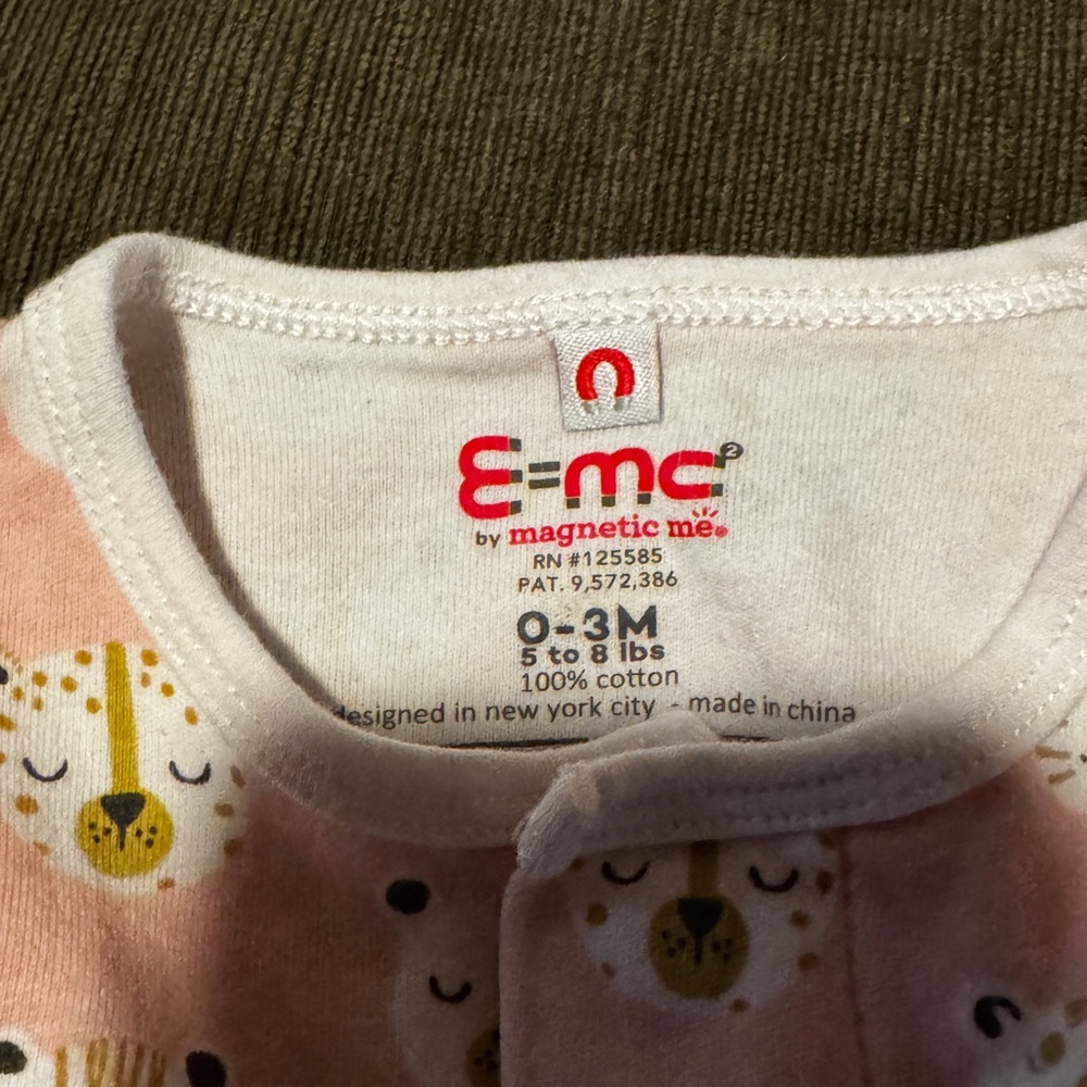 E=mc2 Magnetic Leopard Footie - Picture 2 of 6